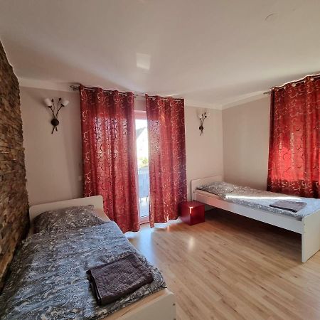 Monteurunterkunft Cadolzburg Екстериор снимка